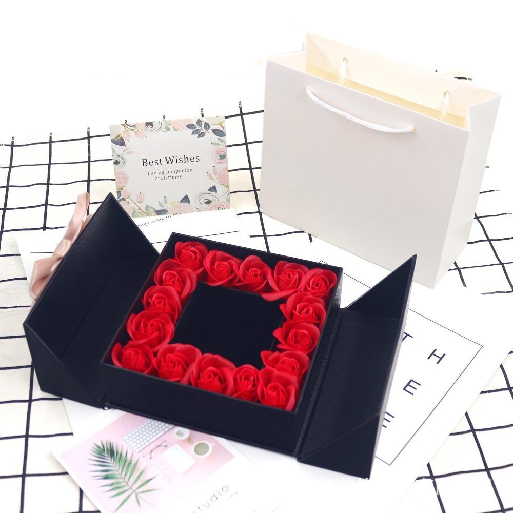 з дизайнерським намистом, ювелірними виробами, подарунковою упаковкою, коробкою, що відкривається, скринькою для коштовностей для дружини, мами, подруги Black Box without Necklace
з дизайнерським намистом, ювелірними виробами, подарунковою упаковкою, коробкою, що відкривається, скринькою для коштовностей для дружини, мами, подруги Black Box without Necklace