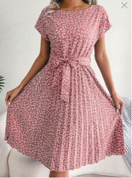 Wind print casual lace-up short-sleeved floral pendulum pleated skirt dress XXXL рожевий
Wind print casual lace-up short-sleeved floral pendulum pleated skirt dress XXXL рожевий
