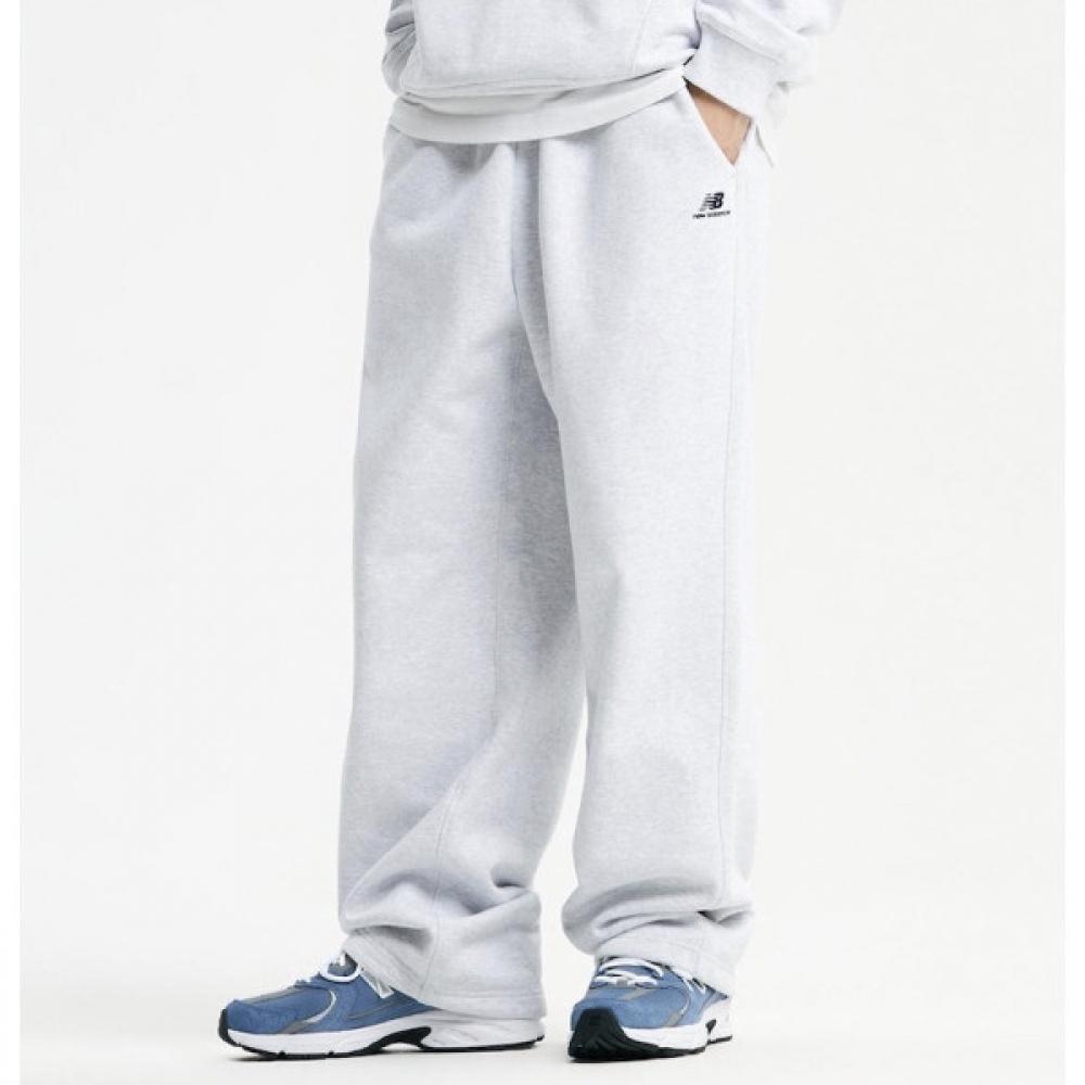 New Balance New Balance Brushed Straight Pants Loose Fit B1 Nbmld41913 16 1. NBMLD41913 16 size S
New Balance New Balance Brushed Straight Pants Loose Fit B1 Nbmld41913 16 1. NBMLD41913 16 size S