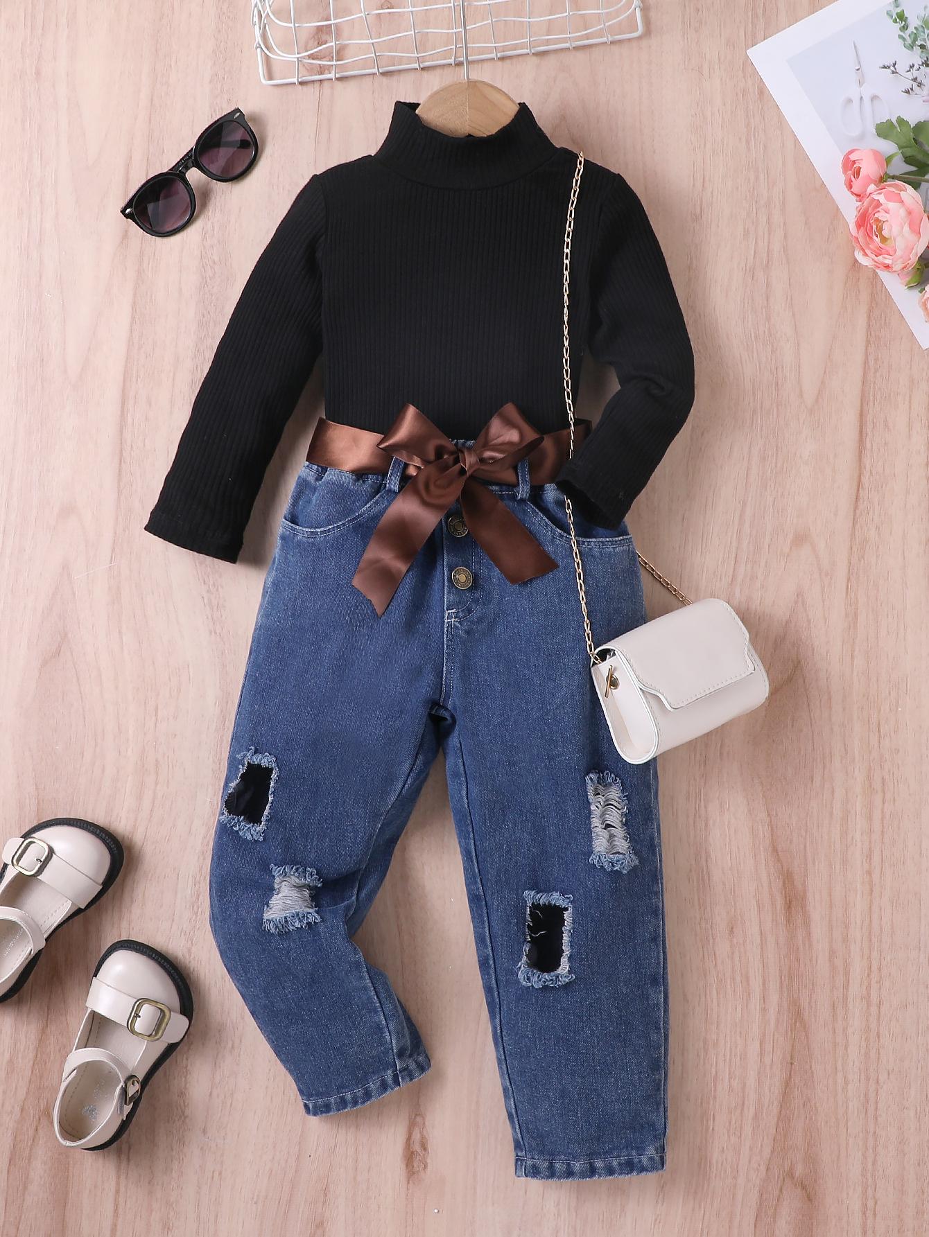 Комплект одежды для девочек, осенне-зимний детский повседневный однотонный свитер с длинными рукавами, рваные джинсовые брюки, комплект из двух предметов 130cm чёрный
Комплект одежды для девочек, осенне-зимний детский повседневный однотонный свитер с длинными рукавами, рваные джинсовые брюки, комплект из двух предметов 130cm чёрный