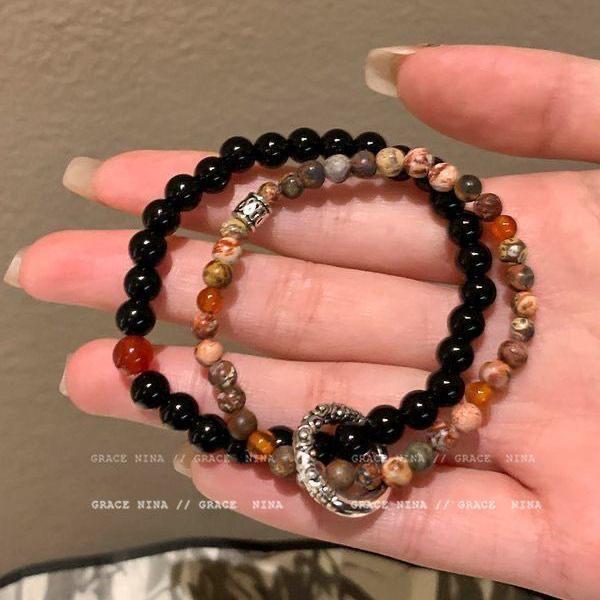Guofeng 2024: Women s Beaded Stone Bracelet - Trendy Chinese Aesthetic Jewelry for Couples
Guofeng 2024: Women s Beaded Stone Bracelet - Trendy Chinese Aesthetic Jewelry for Couples