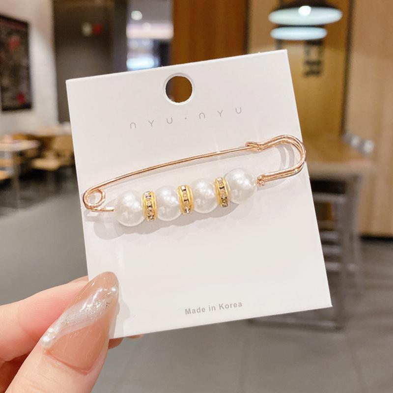 Элегантная брошь и булавка на талию с жемчугом для женщин
Элегантная брошь и булавка на талию с жемчугом для женщин