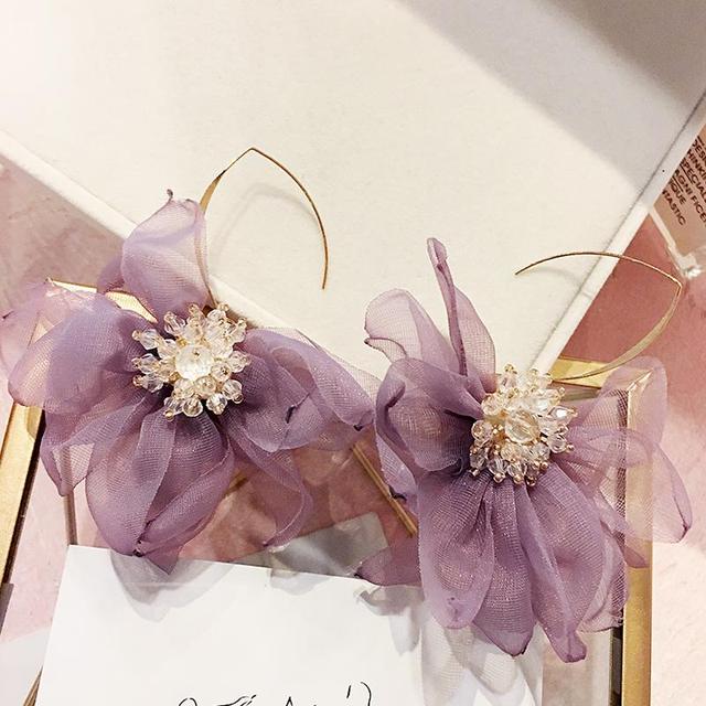 Богемная пряжа, женские висячие серьги с цветком, длинные серьги для женщин, серьги-капли, богемные серьги розовый
Богемная пряжа, женские висячие серьги с цветком, длинные серьги для женщин, серьги-капли, богемные серьги розовый