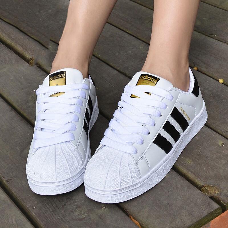 Adidas Unisex Low-Top Skate Shoes EG4958 UK 9.5
Adidas Unisex Low-Top Skate Shoes EG4958 UK 9.5