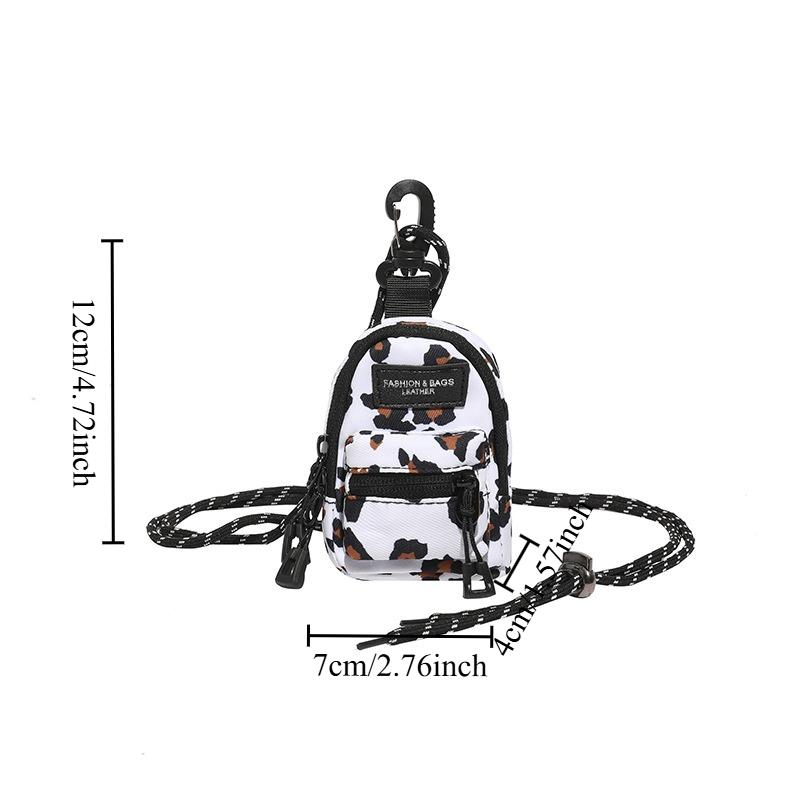 Mini Lipstick Earphones Small Bag Storage Pendant Niche Design Fabric Single Shoulder Crossbody Keychain
Mini Lipstick Earphones Small Bag Storage Pendant Niche Design Fabric Single Shoulder Crossbody Keychain