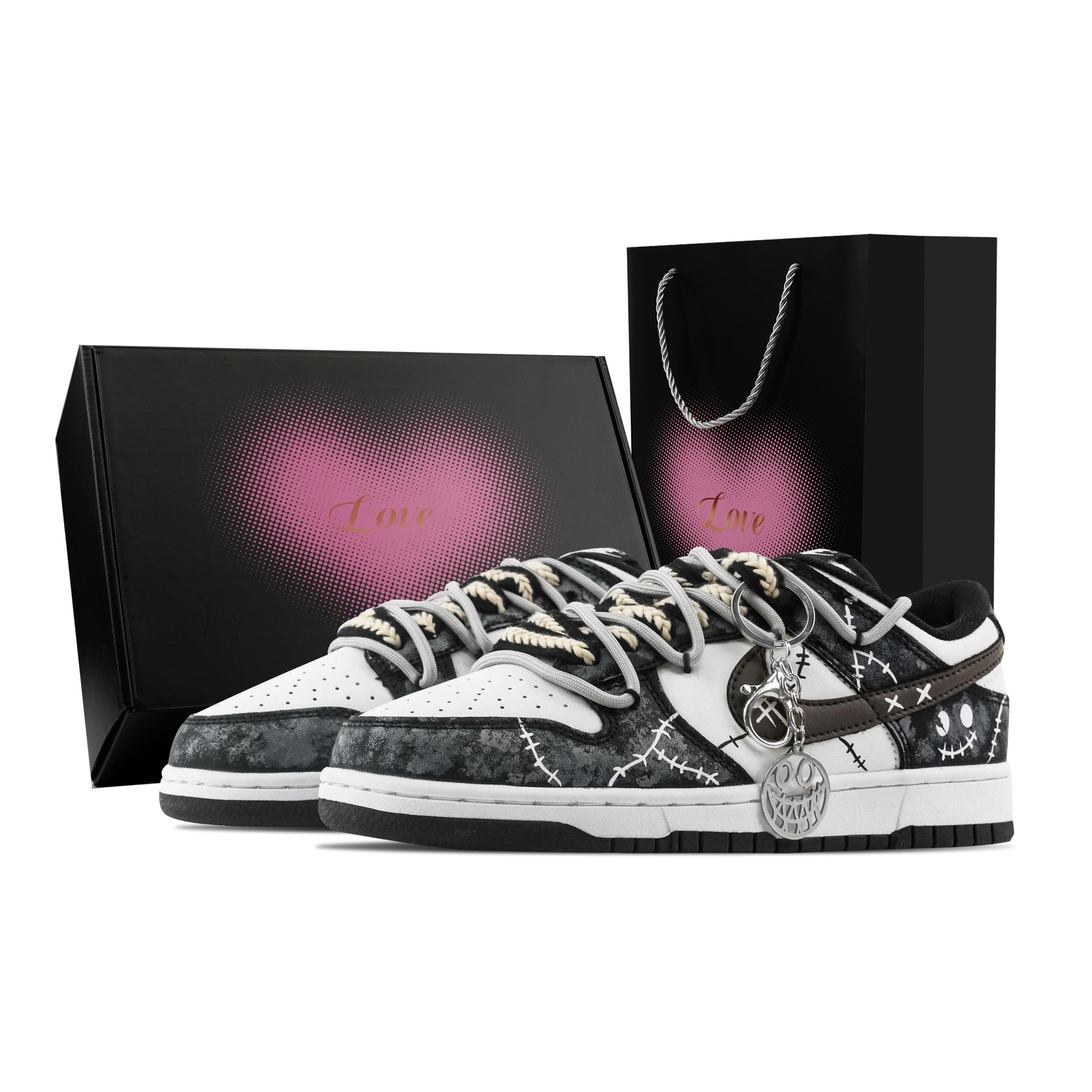 Nike Dunk Smiley Face Sewing, Heart Box Abrasion Resistant Low top Skateboard Shoes Unisex Black White DD1391-100(Team529--) 42.5
Nike Dunk Smiley Face Sewing, Heart Box Abrasion Resistant Low top Skateboard Shoes Unisex Black White DD1391-100(Team529--) 42.5