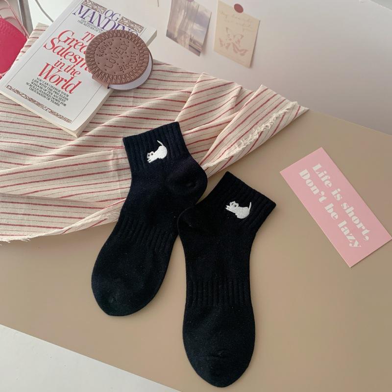 Spring New Product Embroidered Cat Socks College Style Solid Color Casual Versatile Wind Cotton Short Tube Socks One size fits all чорний
Spring New Product Embroidered Cat Socks College Style Solid Color Casual Versatile Wind Cotton Short Tube Socks One size fits all чорний