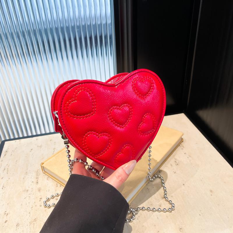 Cute Mini Heart Shaped Chic Chain Crossbody Bag Women Fashion Embroidery Single Shoulder Purse Girls Small Handbag
Cute Mini Heart Shaped Chic Chain Crossbody Bag Women Fashion Embroidery Single Shoulder Purse Girls Small Handbag