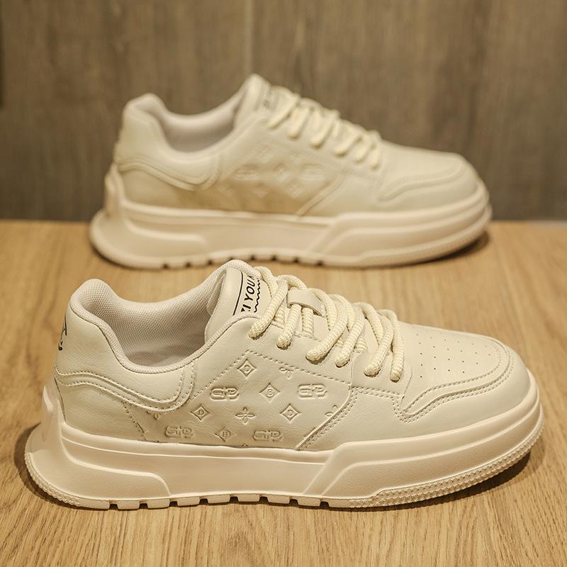 Spring casual board shoes, comfortable and breathable leather surface, blue and low-top sports and leisure shoes tide 44 абрикосовий
Spring casual board shoes, comfortable and breathable leather surface, blue and low-top sports and leisure shoes tide 44 абрикосовий