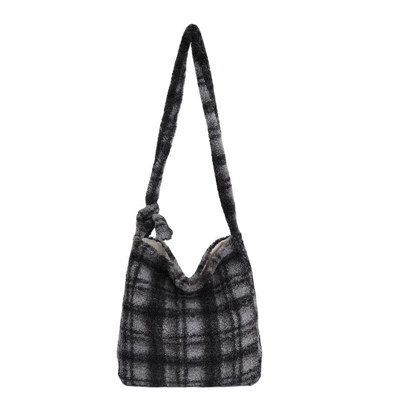 New Winter Autumn Plaid Furry Crossbody Bag Women Large Capacity Retro Shoulder Tote Bucket Bag Simple and Versatile Storage Bag серый
New Winter Autumn Plaid Furry Crossbody Bag Women Large Capacity Retro Shoulder Tote Bucket Bag Simple and Versatile Storage Bag серый
