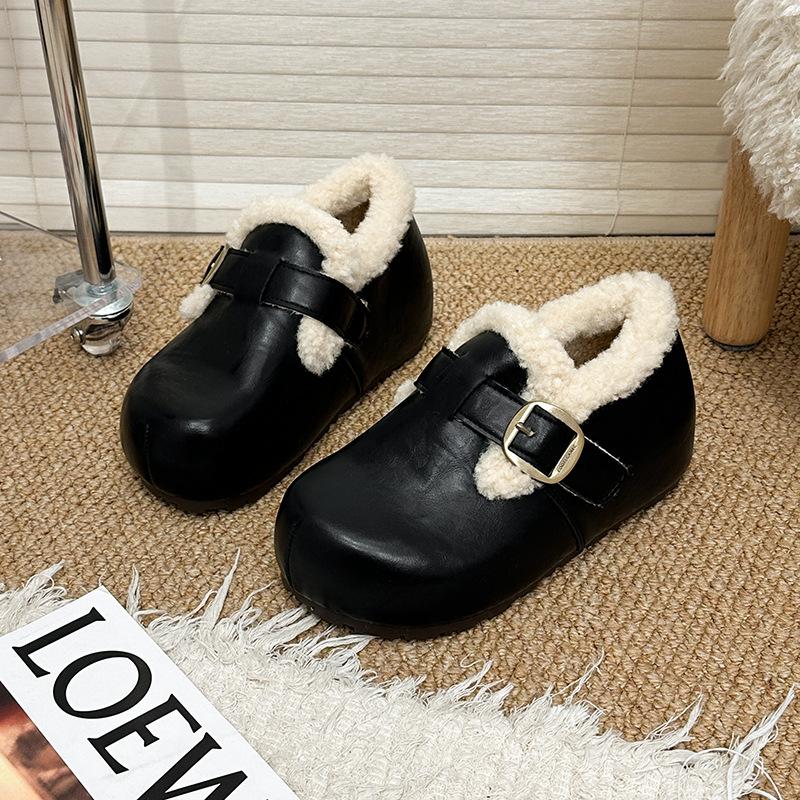 Women s soft elastic winter leather warm cold-proof padded snow boots thick bottom non-slip wear-resistant outdoor leisure sports cotton boots 40 чорний
Women s soft elastic winter leather warm cold-proof padded snow boots thick bottom non-slip wear-resistant outdoor leisure sports cotton boots 40 чорний