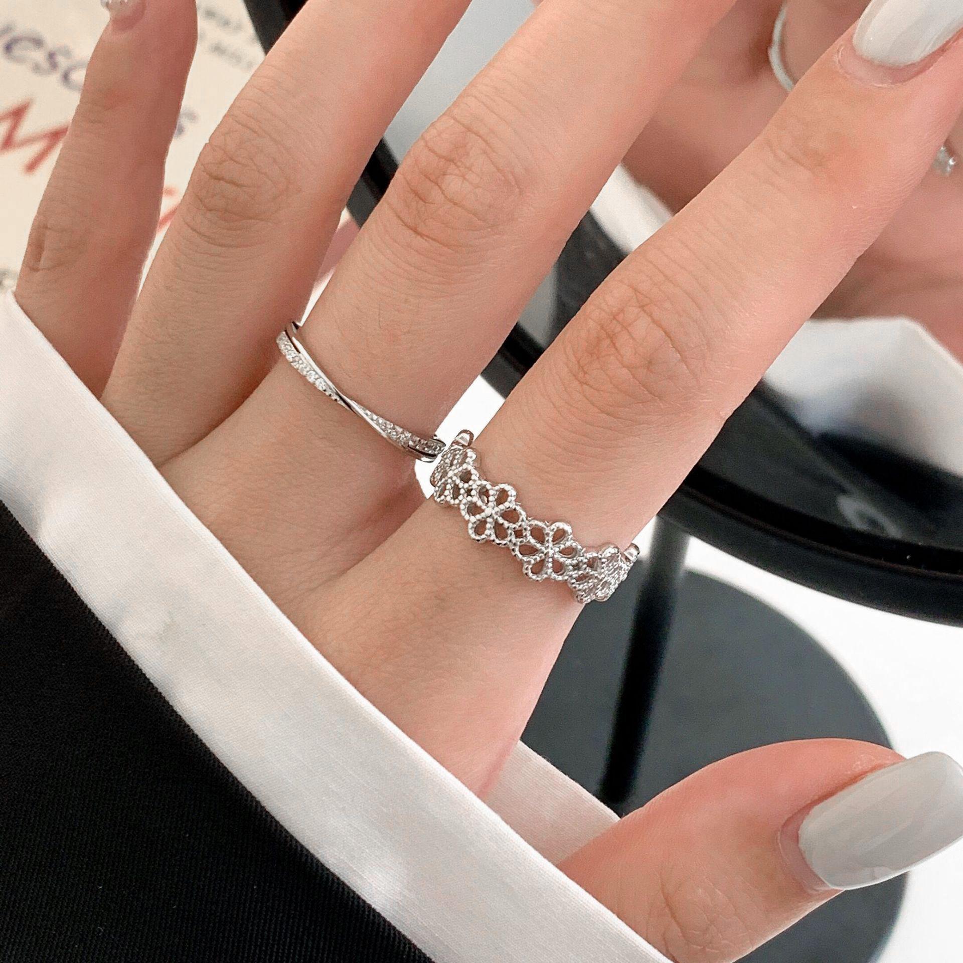 Yinruitai S925 Sterling Silver Flower Open Ring – Korean INS Light Luxury Zircon Summer Style for Women.
Yinruitai S925 Sterling Silver Flower Open Ring – Korean INS Light Luxury Zircon Summer Style for Women.