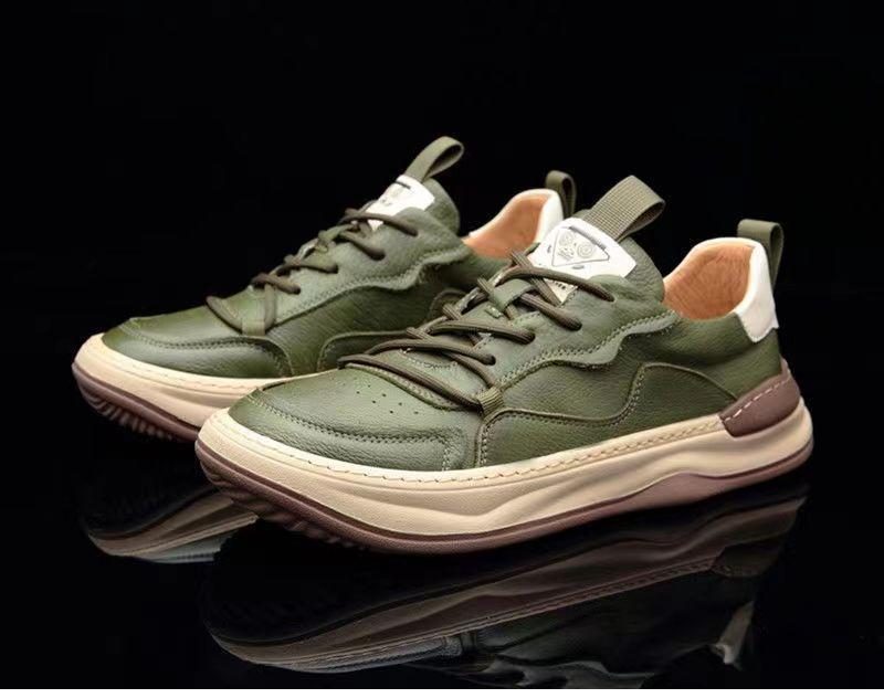 Мужские кроссовки из натуральной коровьей кожи, новые мужские удобные полые дышащие повседневные спортивные туфли, мужская Chaussure Homme 44
Мужские кроссовки из натуральной коровьей кожи, новые мужские удобные полые дышащие повседневные спортивные туфли, мужская Chaussure Homme 44