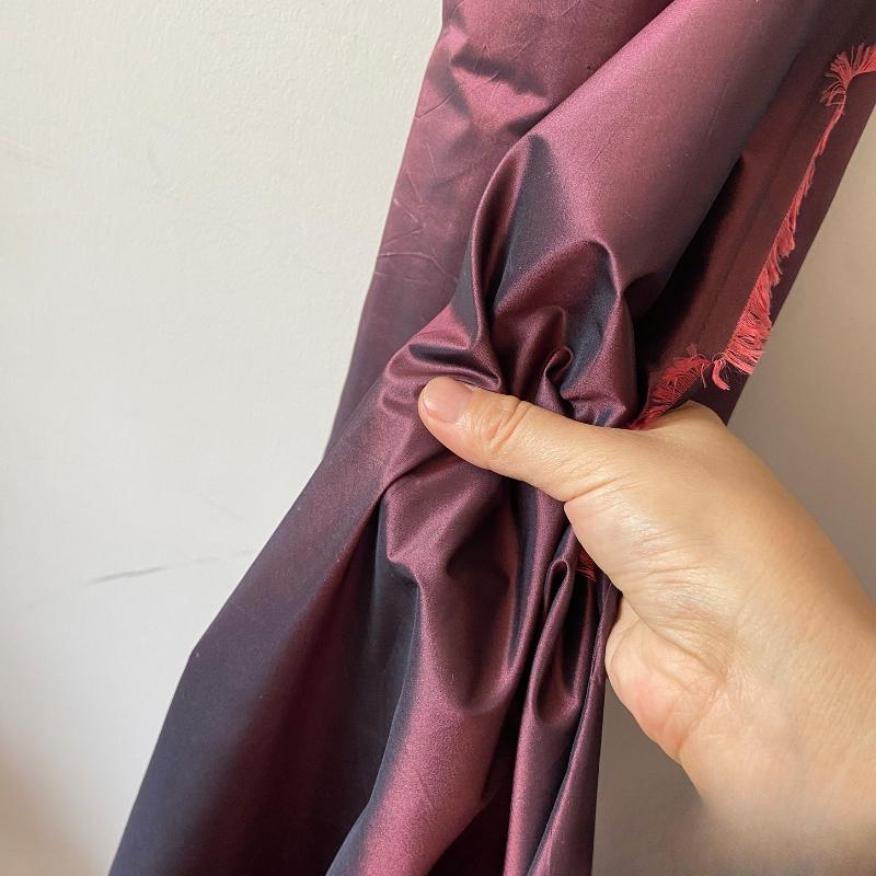 50/100x140см Шовкова Тафта Хрустка Шовкова Тканина Шовковиця DIY Сукня Спідниця Спідниця-Парасолька Підкладка для Одягу 100x140cm
50/100x140см Шовкова Тафта Хрустка Шовкова Тканина Шовковиця DIY Сукня Спідниця Спідниця-Парасолька Підкладка для Одягу 100x140cm
