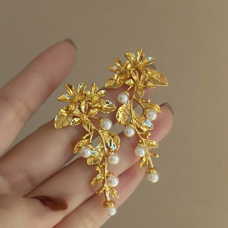 Vintage copper Color Zircon Flower Leaf Dangle Earrings for Women Exaggerated Metal Large Petal Tassel Earrings Zircon 2025
Vintage copper Color Zircon Flower Leaf Dangle Earrings for Women Exaggerated Metal Large Petal Tassel Earrings Zircon 2025