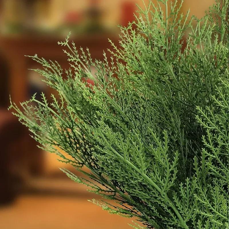 35CM Simulated Pine Branches Christmas Tree Wreath Decoration Artificial Green Plants Home Garden Party Xmas Ornament Supplies 1PC зелёный
35CM Simulated Pine Branches Christmas Tree Wreath Decoration Artificial Green Plants Home Garden Party Xmas Ornament Supplies 1PC зелёный