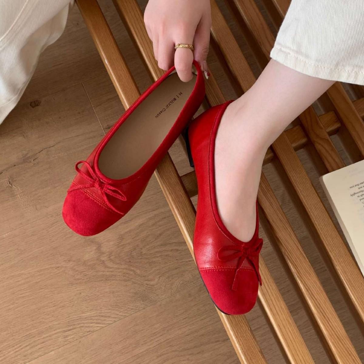 Flat-Bottomed Ballet Shoes, Children S Spring And Summer Popular Red Single Shoes With Skirts, Evening Fairy Shoes 39
Flat-Bottomed Ballet Shoes, Children S Spring And Summer Popular Red Single Shoes With Skirts, Evening Fairy Shoes 39