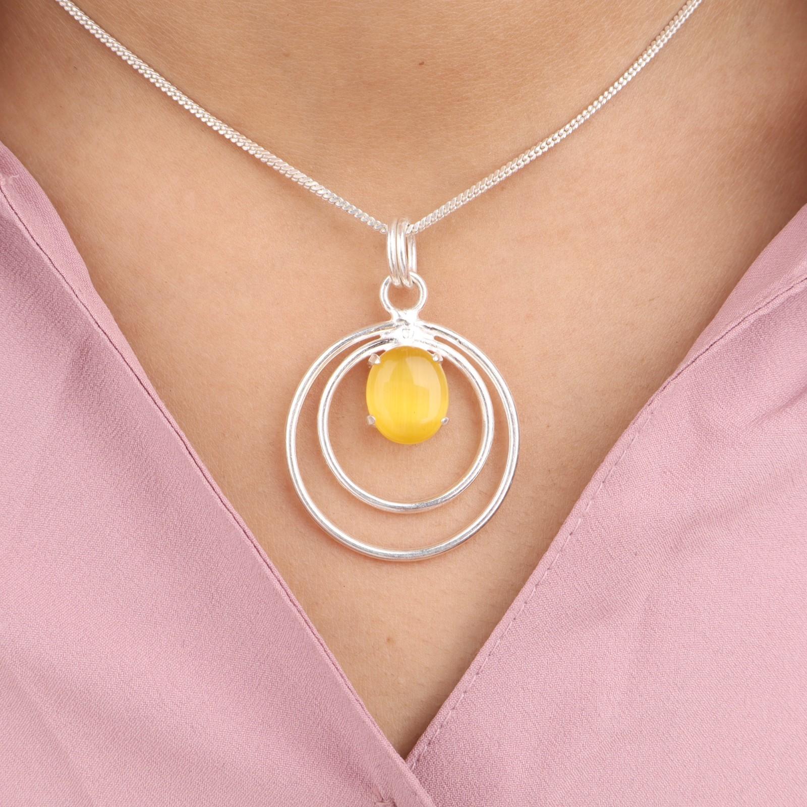 Yellow Cat s Eye Gemstone 925 Sterling Silver Jewelry Handcrafted Pendant 1.65 PP-61-45
Yellow Cat s Eye Gemstone 925 Sterling Silver Jewelry Handcrafted Pendant 1.65 PP-61-45