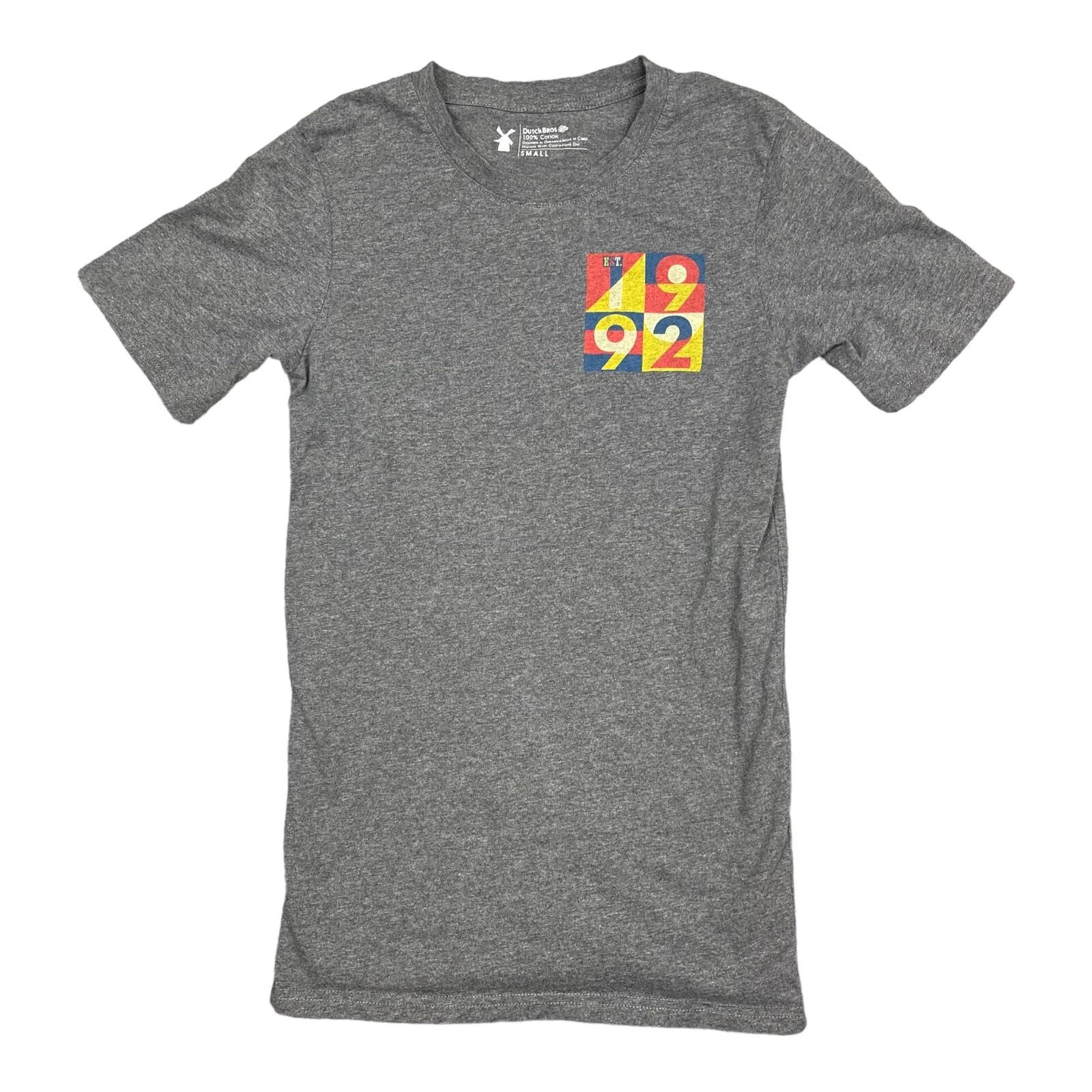 Dutch Brothers Men’s Shirt Small 1992 Gray Short Sleeve Crewneck L
Dutch Brothers Men’s Shirt Small 1992 Gray Short Sleeve Crewneck L