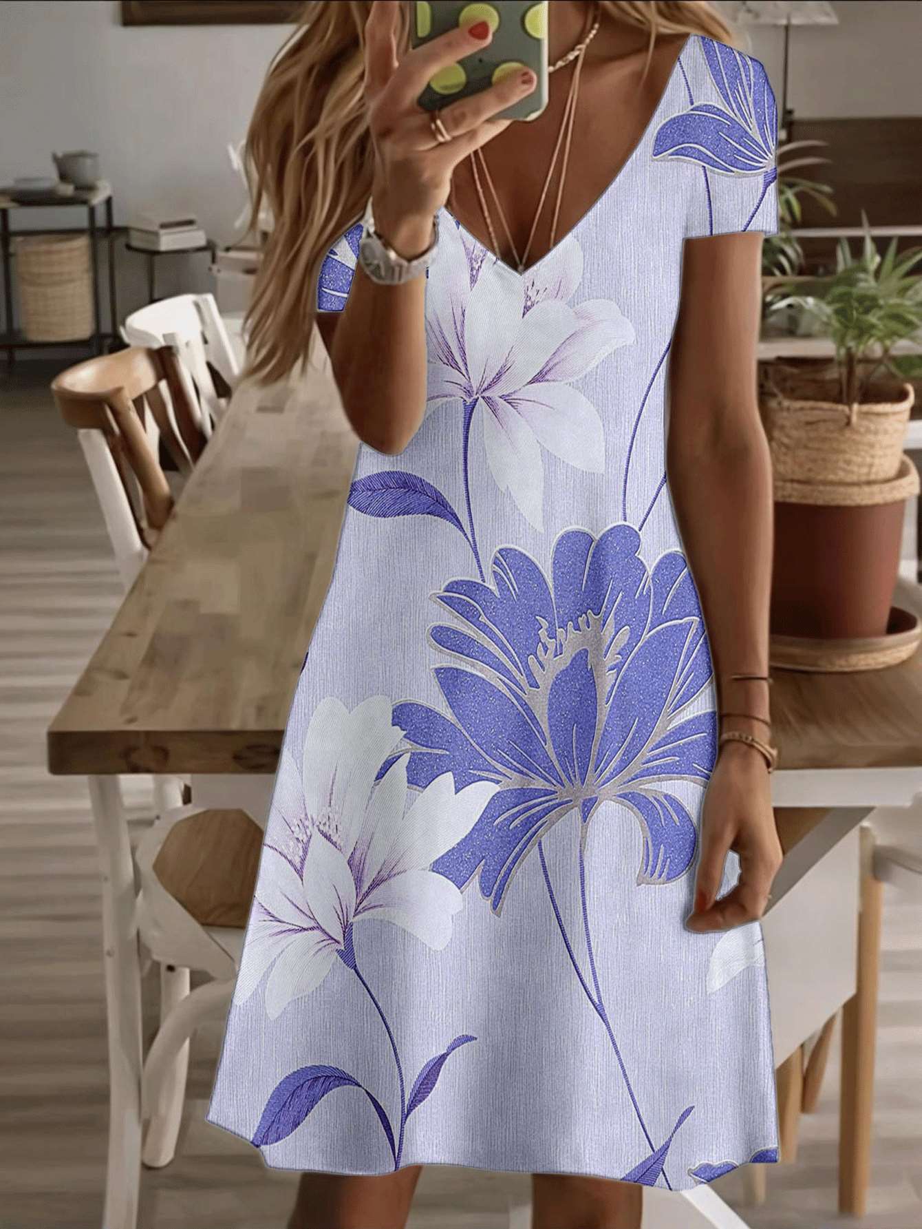 Vneck shortsleeve midi dress floral women’s summer outfit with blue and white blossom print pattern 3D premium print durable casual fashion elegant br XL дубильная кора
Vneck shortsleeve midi dress floral women’s summer outfit with blue and white blossom print pattern 3D premium print durable casual fashion elegant br XL дубильная кора