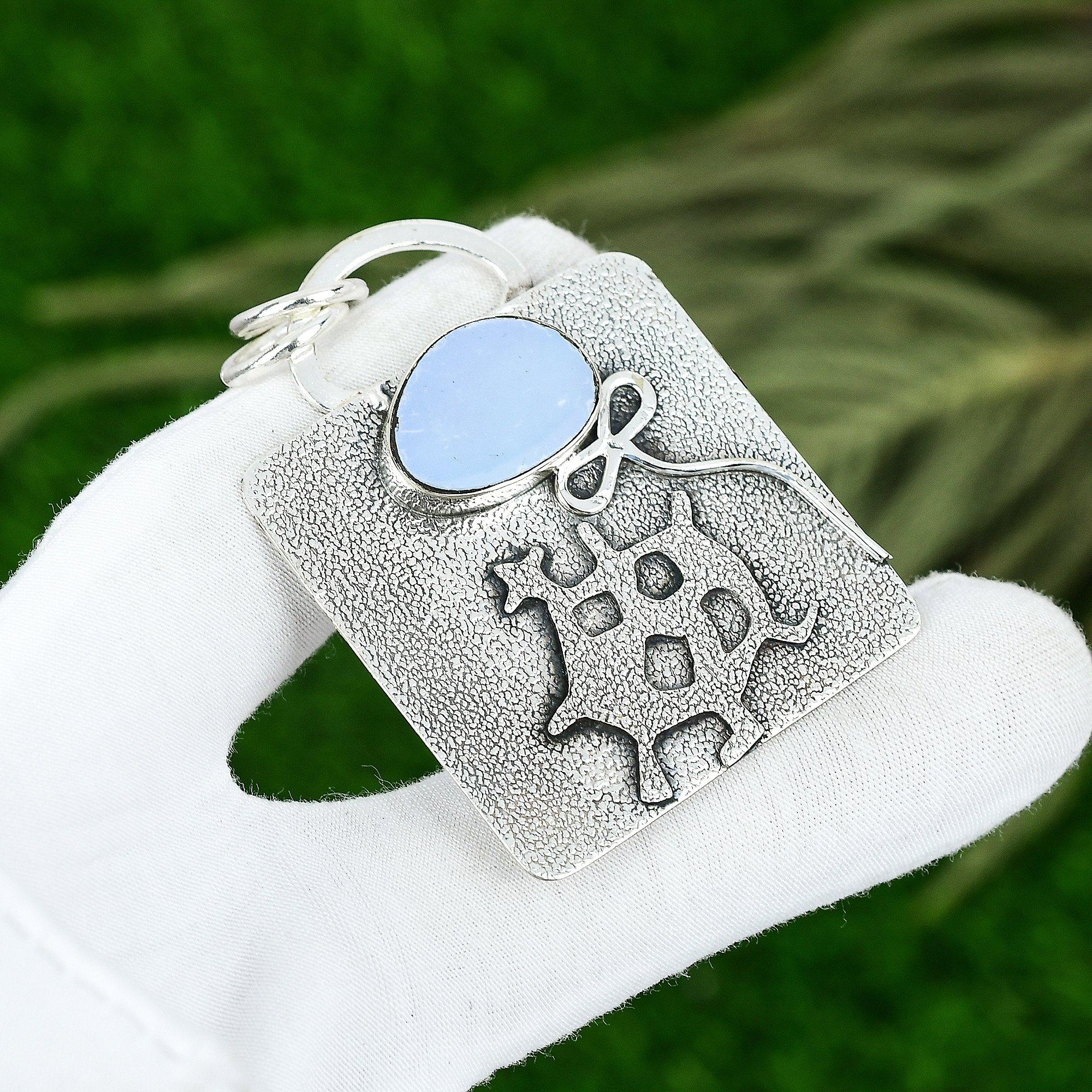 Sisters Day Deal Pear Natural Angelite Daughter New Pendant 925 Sterling Silver
Sisters Day Deal Pear Natural Angelite Daughter New Pendant 925 Sterling Silver