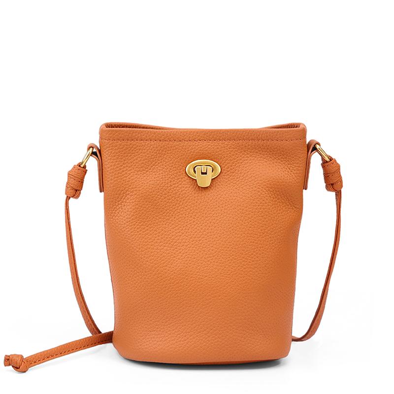 Women Genuine Leather Mini Bucket Bag Soft Retro Lock Adjustable Strap Casual Daily Commute Phe Crossbody Shoulder Handbag 14x9x18cm шоколадний
Women Genuine Leather Mini Bucket Bag Soft Retro Lock Adjustable Strap Casual Daily Commute Phe Crossbody Shoulder Handbag 14x9x18cm шоколадний