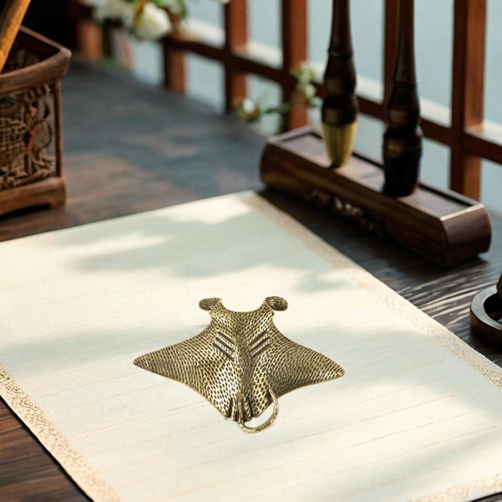Brass Devil Ornament Unique Table Centerpieces Crafts Tea Pet Handmade Sea Animal for Cafe Hotel
Brass Devil Ornament Unique Table Centerpieces Crafts Tea Pet Handmade Sea Animal for Cafe Hotel