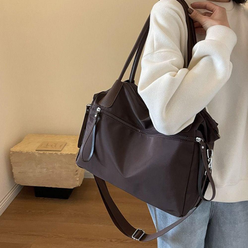 Multifunctional Nylon Tote Bag Casual Fitness Training Bag Simple Hand Luggage Bag Travel хакі
Multifunctional Nylon Tote Bag Casual Fitness Training Bag Simple Hand Luggage Bag Travel хакі