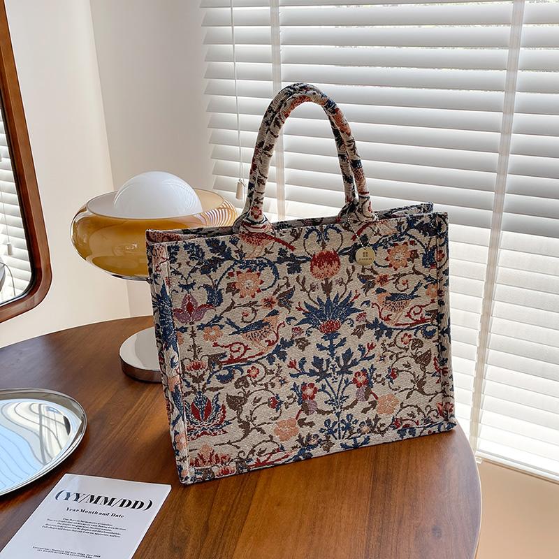 Large Capacity Shoulder Bag For Women Luxury Designer Handbags 2022 Fashion Embroidery Female Shopper Canvas Tote Shoulder Bags 50cm))
Large Capacity Shoulder Bag For Women Luxury Designer Handbags 2022 Fashion Embroidery Female Shopper Canvas Tote Shoulder Bags 50cm))