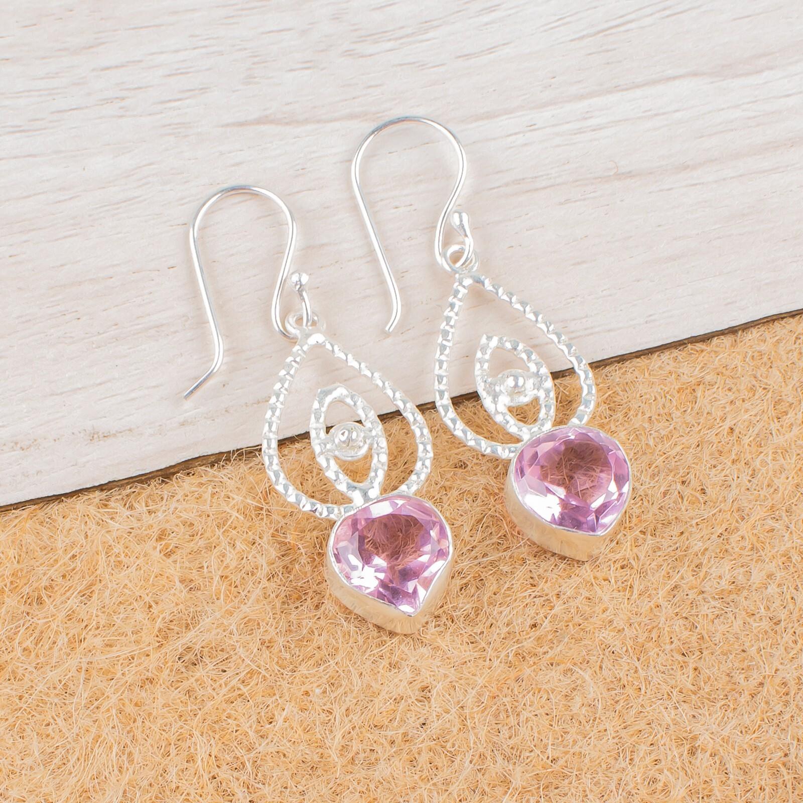 Morganite Gemstone 925 Sterling Silver Jewelry Drop/Dangle Women Earrings 2.00 EE-32-11
Morganite Gemstone 925 Sterling Silver Jewelry Drop/Dangle Women Earrings 2.00 EE-32-11
