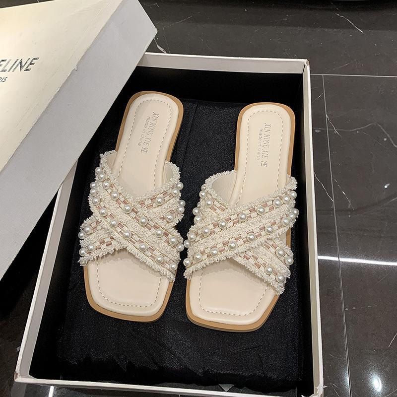 Летняя верхняя одежда большого размера 2025 новая мода жемчуг толстая подошва одна слово плоская подошва женские тапочки 43 бежевый
Летняя верхняя одежда большого размера 2025 новая мода жемчуг толстая подошва одна слово плоская подошва женские тапочки 43 бежевый