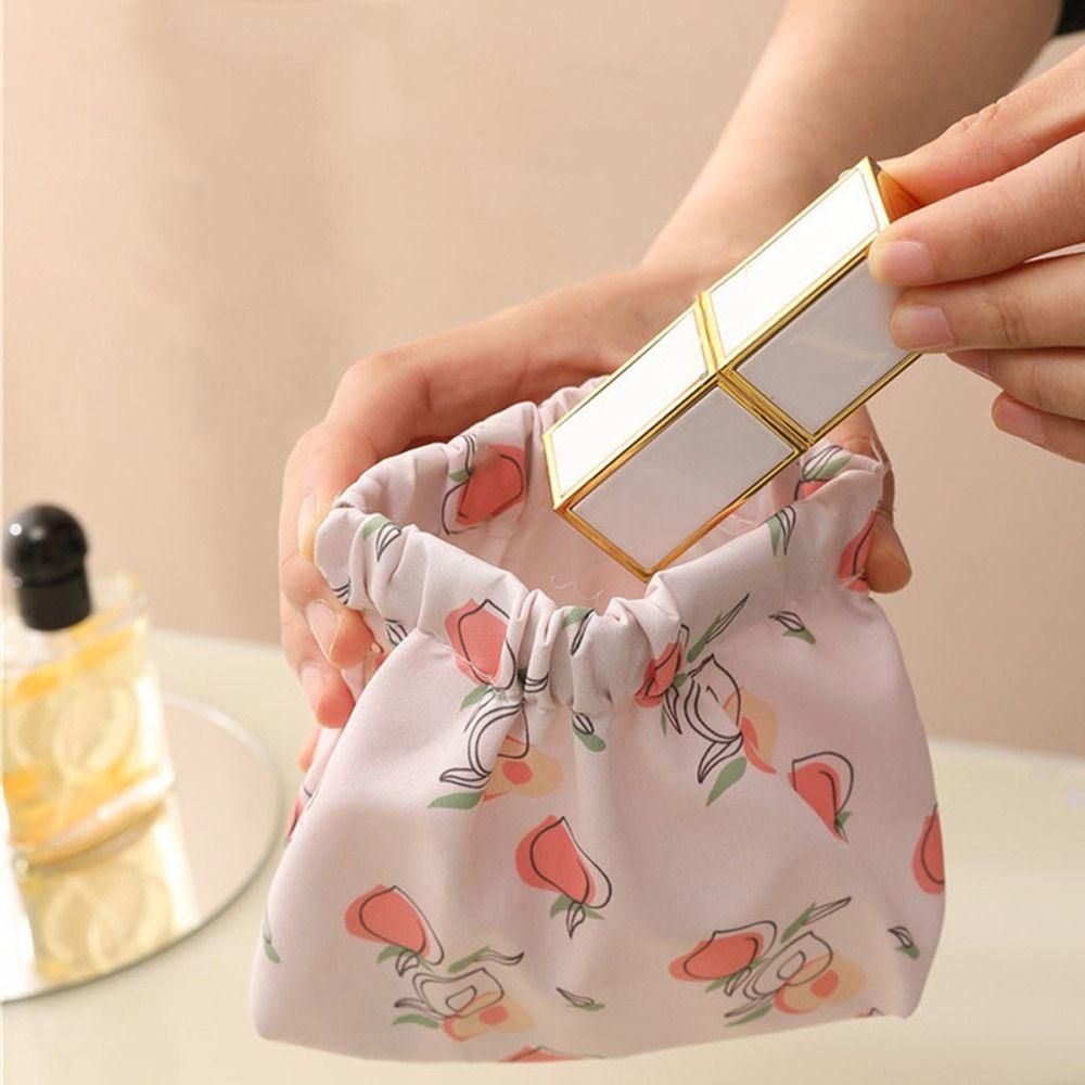 Bag Waterproof Women Change Storage Bag Lipstick Cosmetic Bag Mini Coin Purse Flower Spring Bag жёлтый
Bag Waterproof Women Change Storage Bag Lipstick Cosmetic Bag Mini Coin Purse Flower Spring Bag жёлтый