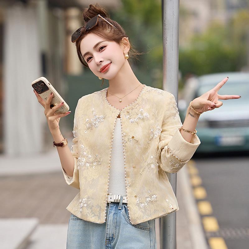 2025 Spring Chinese-Style Cardigan: Beaded Edge, Pearl Buttons, Simple Elegance S (for 45-55 kg)
2025 Spring Chinese-Style Cardigan: Beaded Edge, Pearl Buttons, Simple Elegance S (for 45-55 kg)