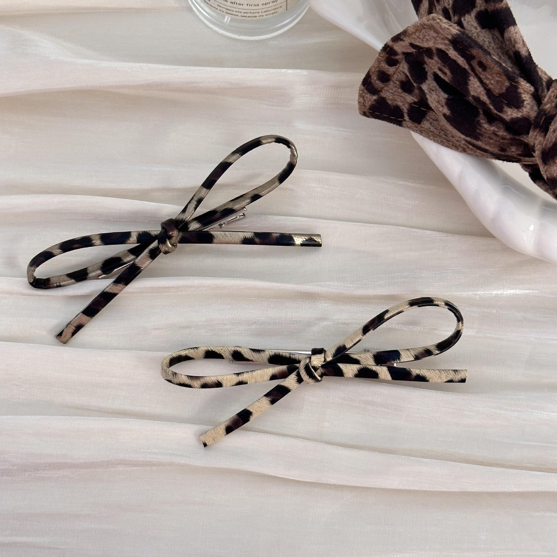 Hair clips for girls women pin bow accessories bow korean Crab vintage popular trendy leading fashion kpop Ribbon barrette
Hair clips for girls women pin bow accessories bow korean Crab vintage popular trendy leading fashion kpop Ribbon barrette