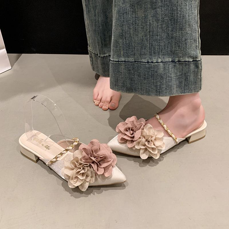 In summer, the new bag head half slippers wear chain, shallow thick heel slippers women 40 рожевий
In summer, the new bag head half slippers wear chain, shallow thick heel slippers women 40 рожевий
