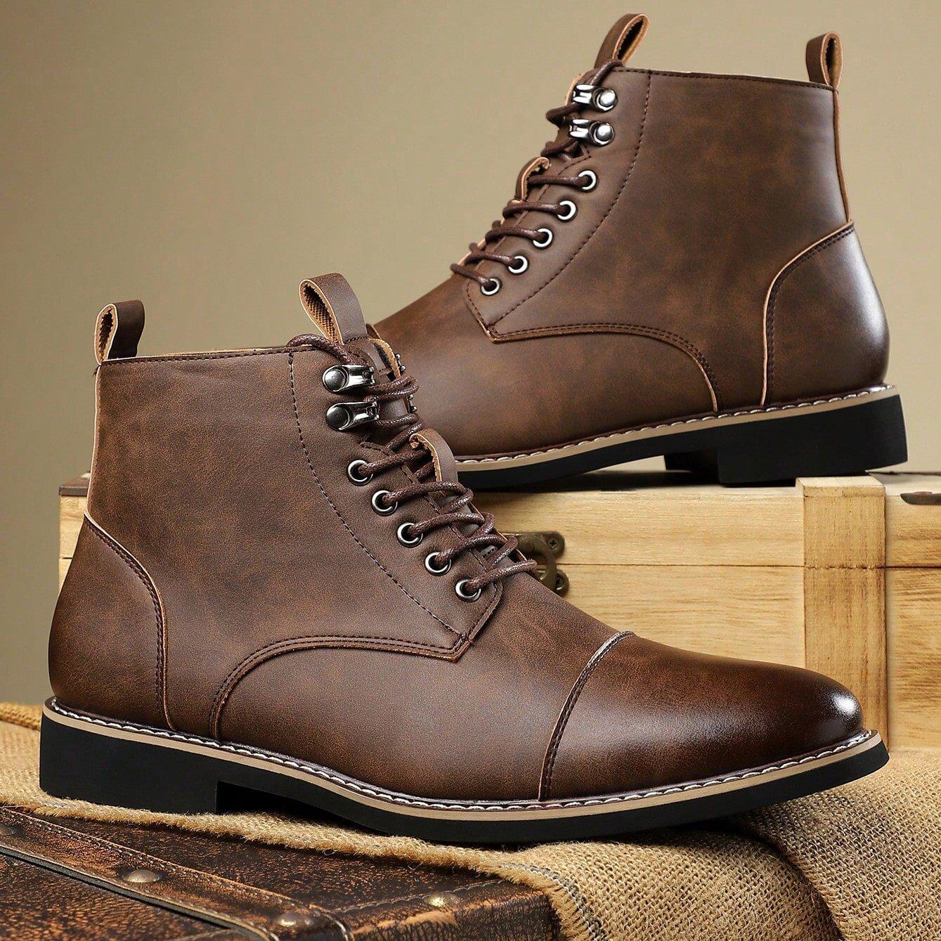 New Business Casual Men s Martin Boots Fashion Trend Versatile Martin Boots High Top Men s Leather Boots 48 темно-коричневого кольору
New Business Casual Men s Martin Boots Fashion Trend Versatile Martin Boots High Top Men s Leather Boots 48 темно-коричневого кольору