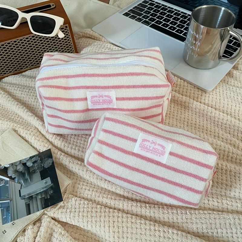 1pc Striped Makeup Bag Large Capacity, Travel Toiletry Organizer Pouch for Skincare Brushes, Women s Cosmetic Storage Small розовый
1pc Striped Makeup Bag Large Capacity, Travel Toiletry Organizer Pouch for Skincare Brushes, Women s Cosmetic Storage Small розовый
