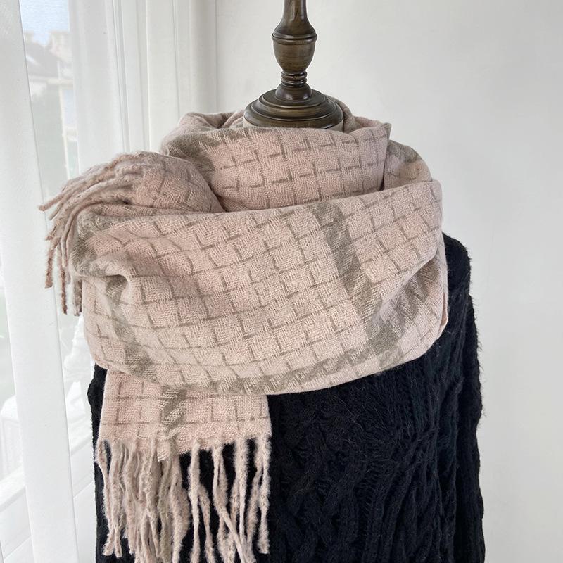 Шарф Женский Осенне-зимний Новый Утолщенный Имитация Кашемира Бахрома Шаль Студенческая Теплая Шаль
Шарф Женский Осенне-зимний Новый Утолщенный Имитация Кашемира Бахрома Шаль Студенческая Теплая Шаль