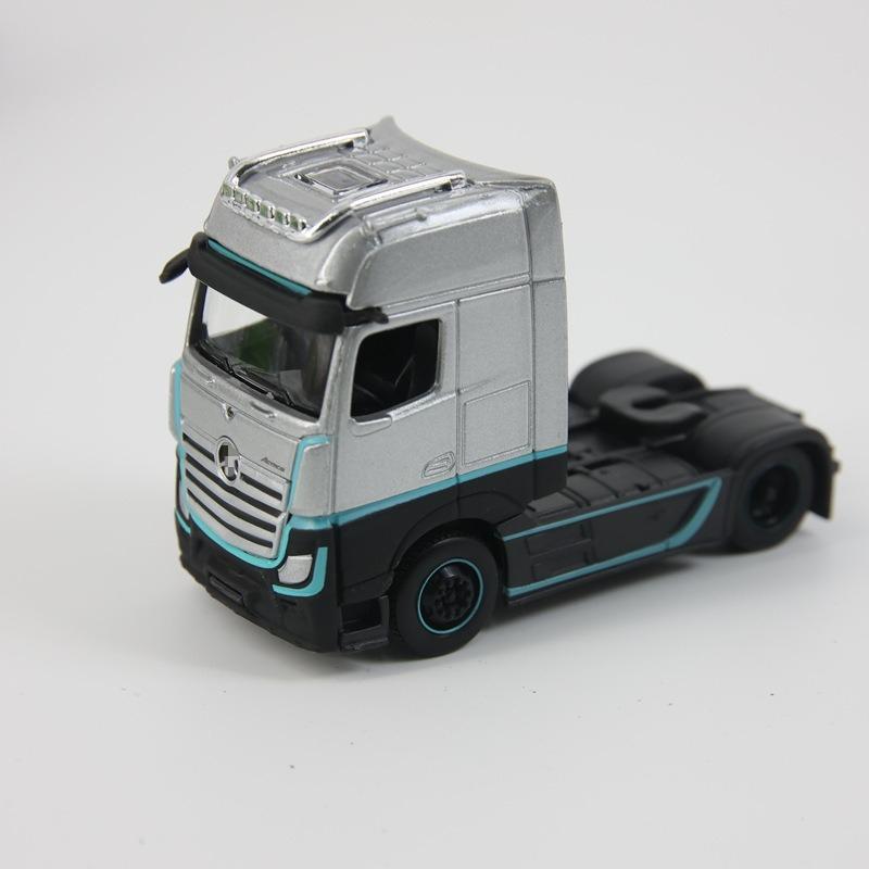 Maisto 1:64 Simulation of the International Lone Star American Heavy Truck Alloy Model Static Car Ornament Gift
Maisto 1:64 Simulation of the International Lone Star American Heavy Truck Alloy Model Static Car Ornament Gift