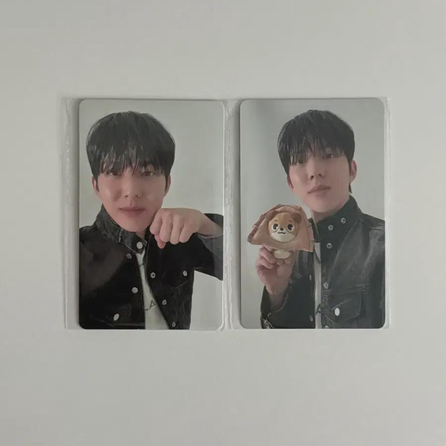 Day6 Foreveryoung Online 40,000 Won Photocard Dowoon Set
Day6 Foreveryoung Online 40,000 Won Photocard Dowoon Set