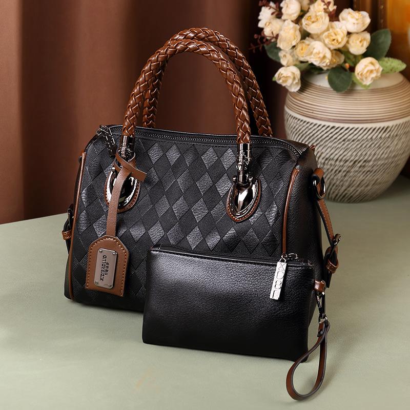 New Women s Bag with Retro European and American Style, Hand-held Crossbody Pillow, Boston Multi Compartment Women s Bag чорний
New Women s Bag with Retro European and American Style, Hand-held Crossbody Pillow, Boston Multi Compartment Women s Bag чорний