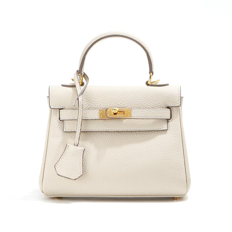 Мини-сумка кроссбоди из коровьей кожи высшего слоя 2025 Новая одноплечевая сумка с цветными блоками Натуральная кожа Женская сумка 20x9x14cm белый
Мини-сумка кроссбоди из коровьей кожи высшего слоя 2025 Новая одноплечевая сумка с цветными блоками Натуральная кожа Женская сумка 20x9x14cm белый