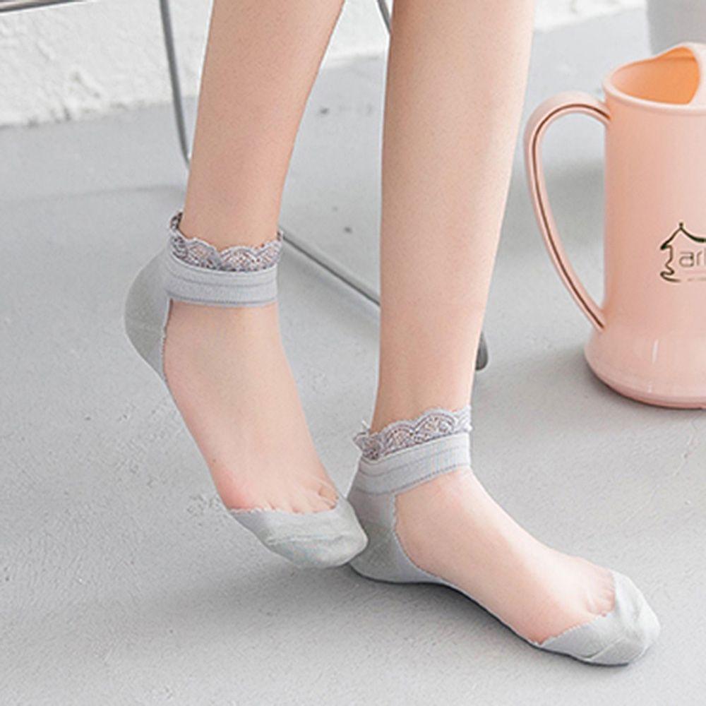 Harajuku Korean Sweat-absorption Ultra-thin Breathable Lace Ruffle Glass Silk Socks Short Socks
Harajuku Korean Sweat-absorption Ultra-thin Breathable Lace Ruffle Glass Silk Socks Short Socks