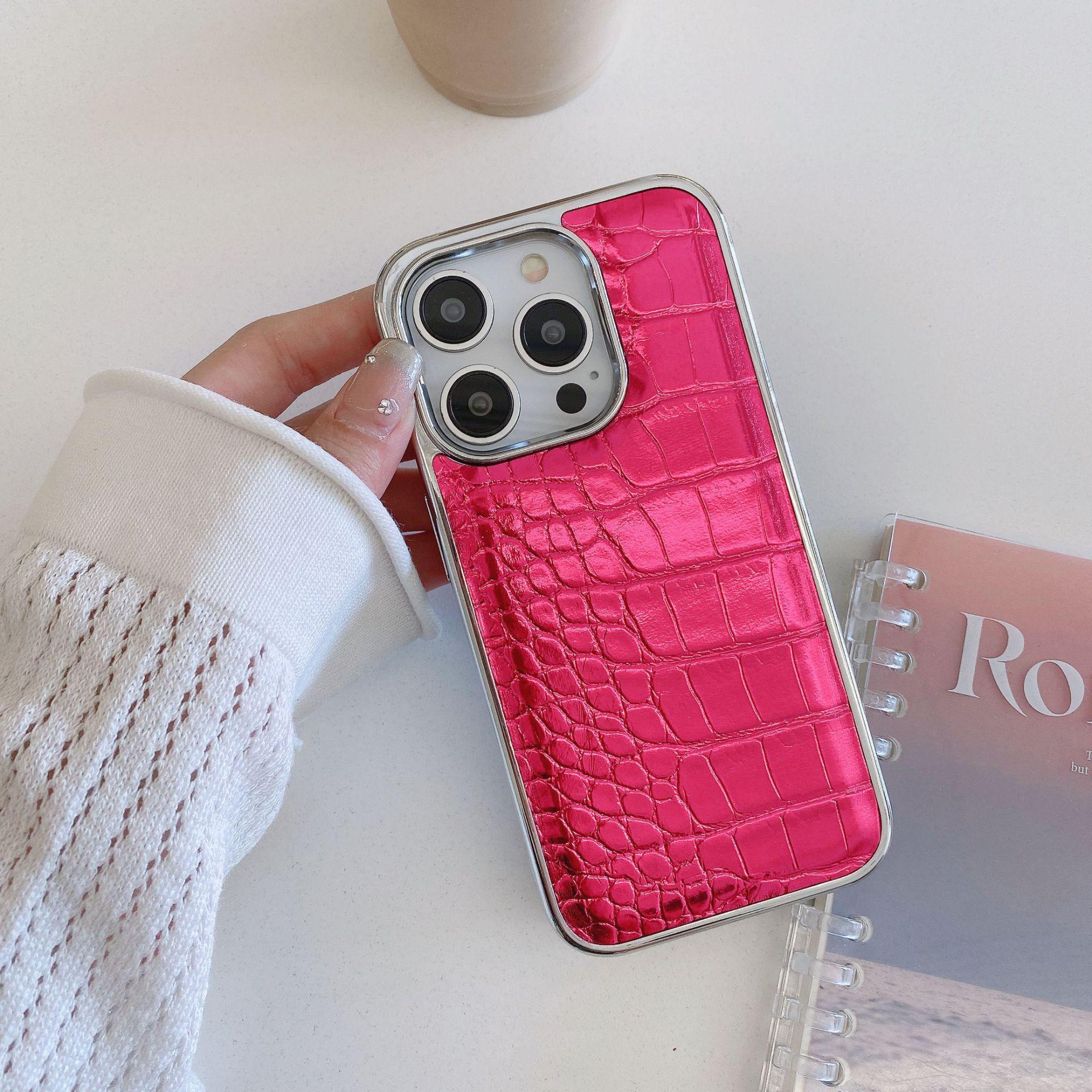 Подходит для чехла для телефона Apple 16promax с цветным рисунком крокодиловой кожи 14, защитного чехла для iPhone15 с гальваническим покрытием для женщин iPhone11Promax розы красного
Подходит для чехла для телефона Apple 16promax с цветным рисунком крокодиловой кожи 14, защитного чехла для iPhone15 с гальваническим покрытием для женщин iPhone11Promax розы красного
