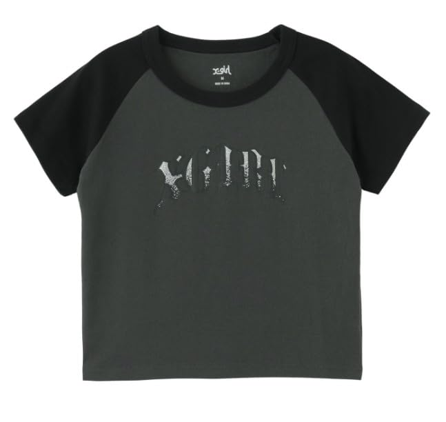 Casual Gradation Glitter Logo Raglan Baby Tee in Charcoal X-girl S/S
Casual Gradation Glitter Logo Raglan Baby Tee in Charcoal X-girl S/S