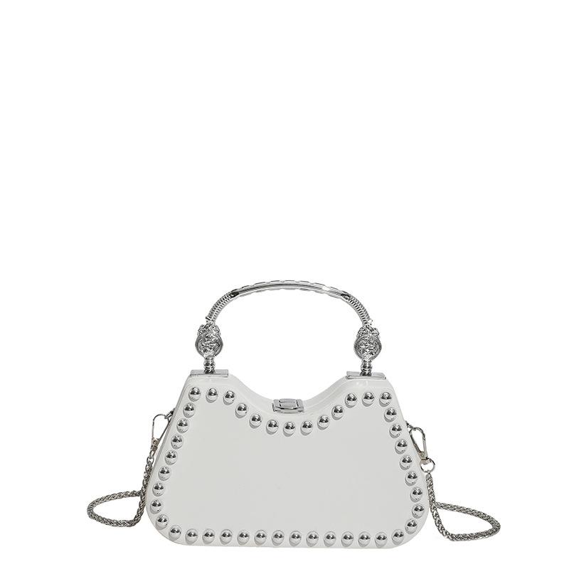 Luxury Designer Chain Metal handle Rivet PU Leather Women s Handbag Retro Crossbody Bag Diamond Clutch Bag for Party белый
Luxury Designer Chain Metal handle Rivet PU Leather Women s Handbag Retro Crossbody Bag Diamond Clutch Bag for Party белый