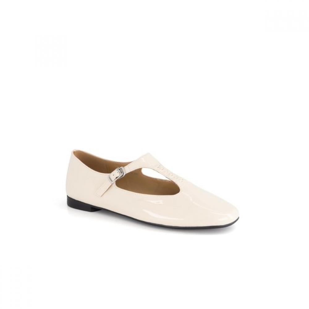 Soda Women S Semi caSual Flat Loafer 2cm apS601 Pa35 220
Soda Women S Semi caSual Flat Loafer 2cm apS601 Pa35 220