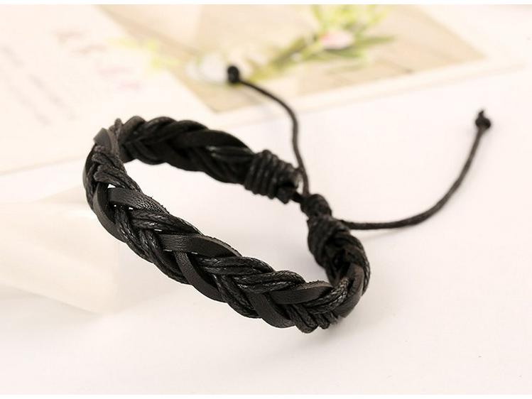 Многослойный браслет из коровьей кожи в корейском стиле, сплетенный вручную, в цвете «черный кофе» — модный ретро-дизайн с бесплатной доставкой чёрный
Многослойный браслет из коровьей кожи в корейском стиле, сплетенный вручную, в цвете «черный кофе» — модный ретро-дизайн с бесплатной доставкой чёрный