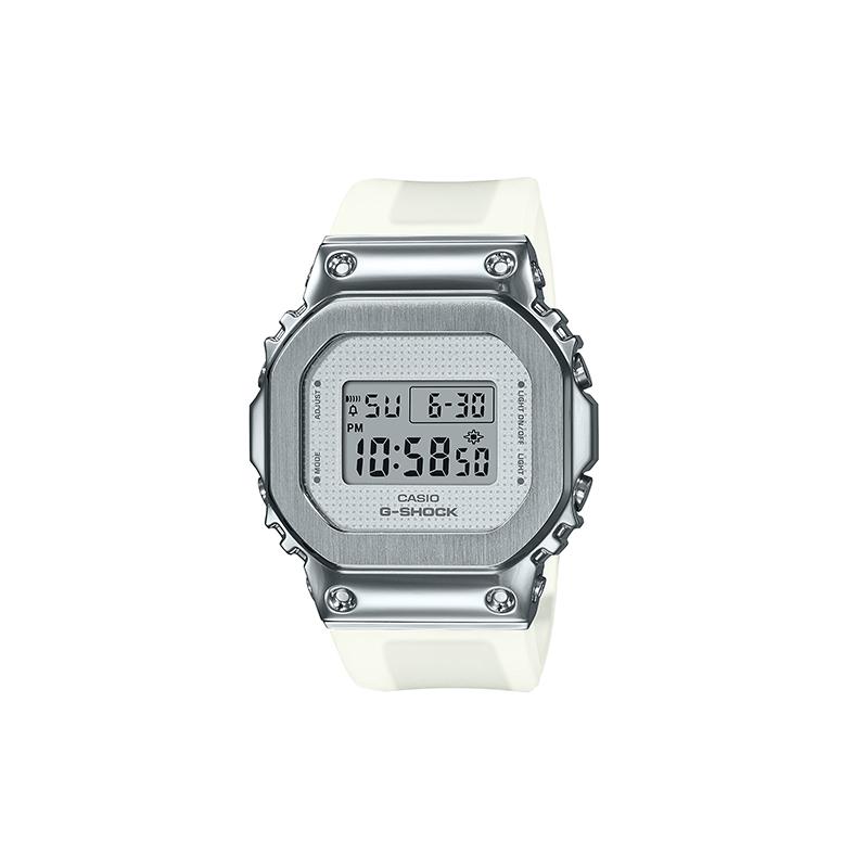 Casio all-metal series - square dial digital display, metal case, retro classic small square, waterproof and shockproof, quartz GM-S5600SK-7PR белый
Casio all-metal series - square dial digital display, metal case, retro classic small square, waterproof and shockproof, quartz GM-S5600SK-7PR белый