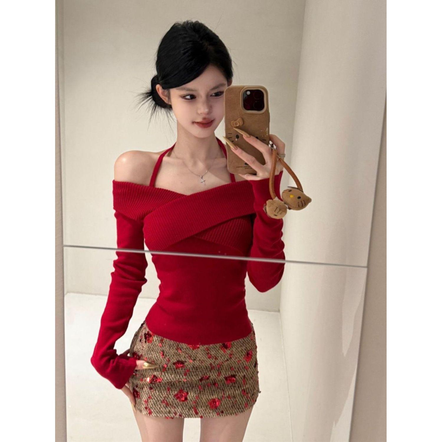 American Retro Red Off-Shoulder Knitted Sweater: Slim Fit Autumn/Winter Design One Size красный
American Retro Red Off-Shoulder Knitted Sweater: Slim Fit Autumn/Winter Design One Size красный